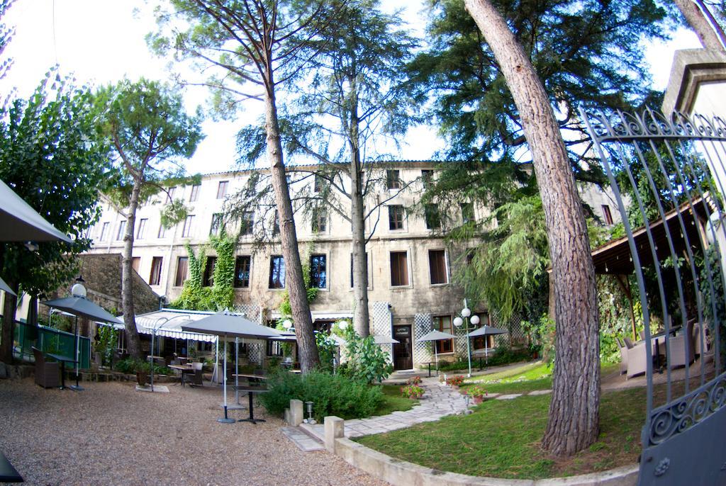 Auberge Du Pont Romain Sommières 외부 사진